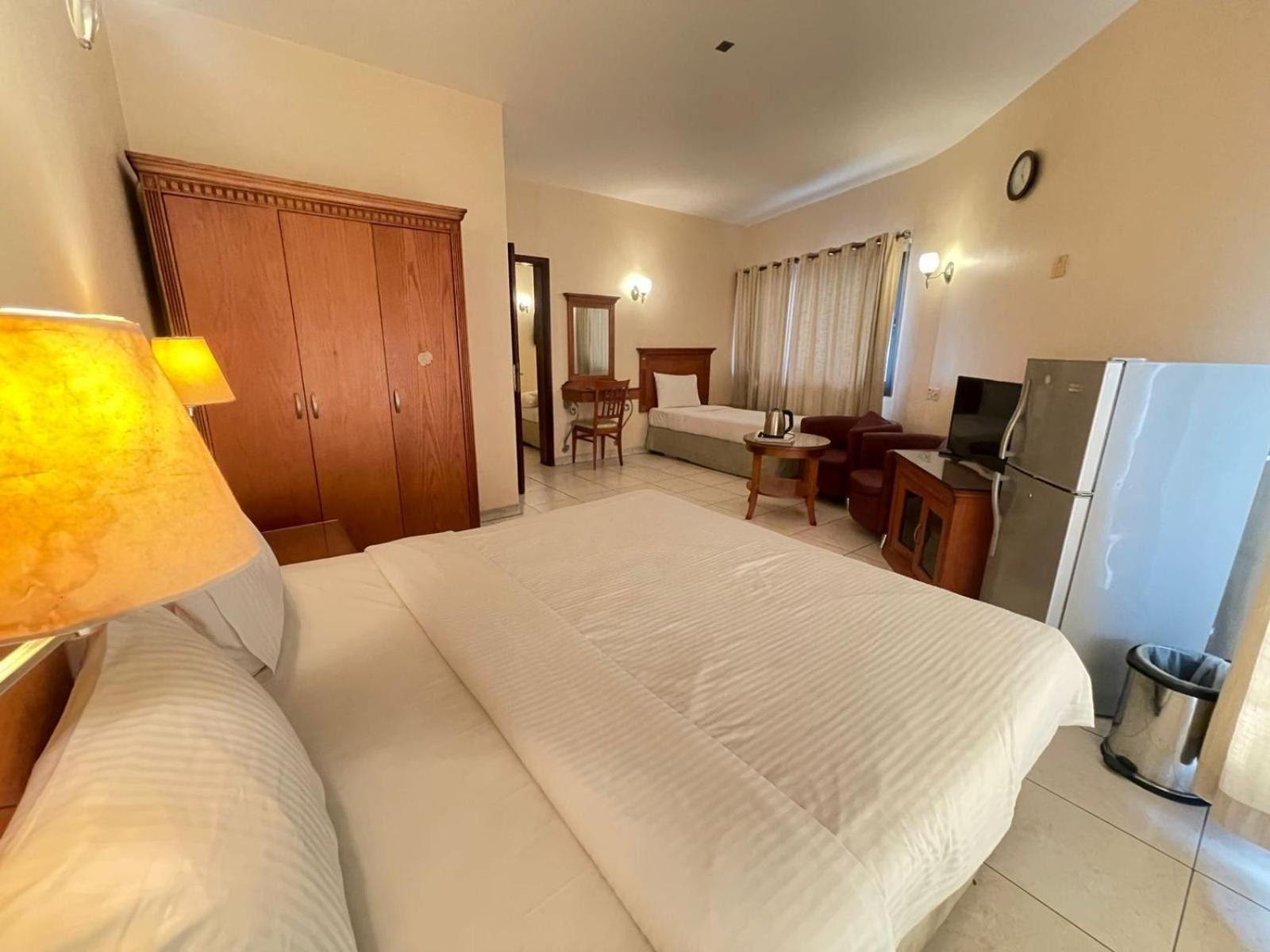 Tara Hotel Llc Dubai Buitenkant foto
